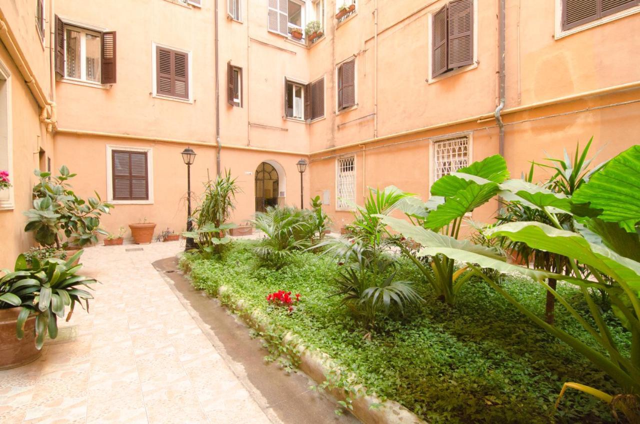 La Casa Di Livia A Piazza Vittorio-termini Lägenhet *
